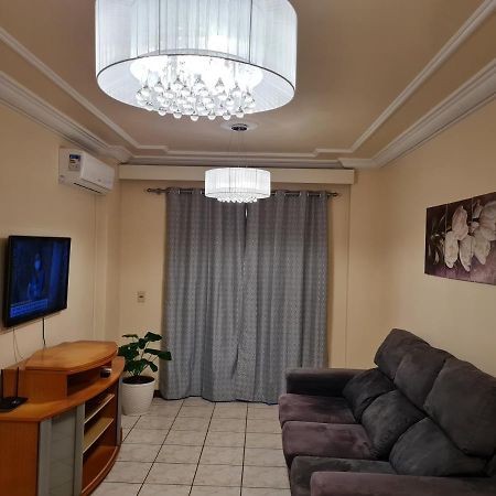 Apartamento 2 Quartos Central Diferenciado Appartement Balneário Camboriú Buitenkant foto