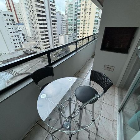 Apartamento 2 Quartos Central Diferenciado Appartement Balneário Camboriú Buitenkant foto