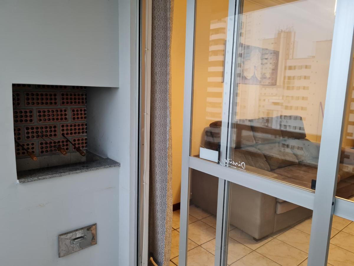 Apartamento 2 Quartos Central Diferenciado Appartement Balneário Camboriú Buitenkant foto