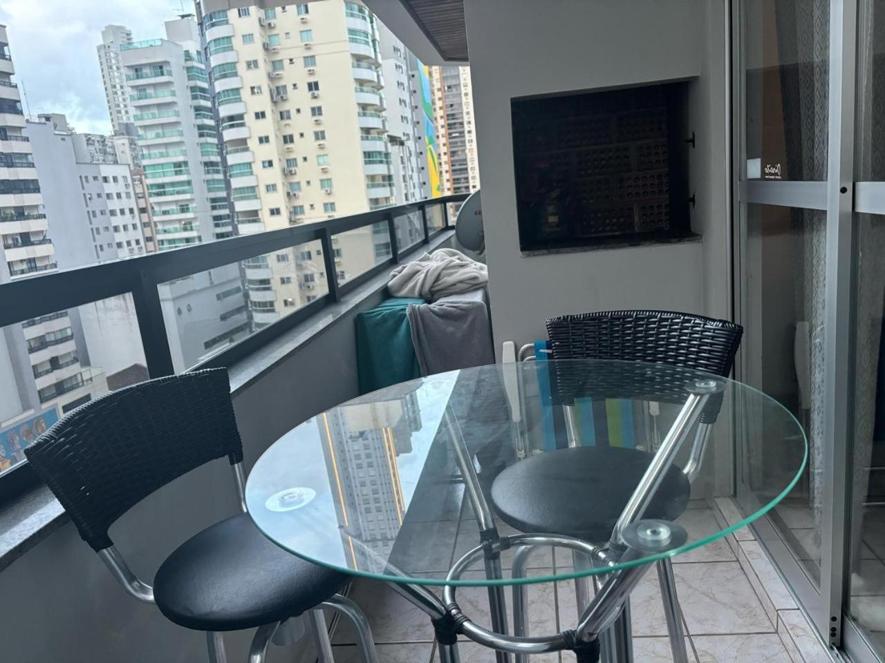 Apartamento 2 Quartos Central Diferenciado Appartement Balneário Camboriú Buitenkant foto